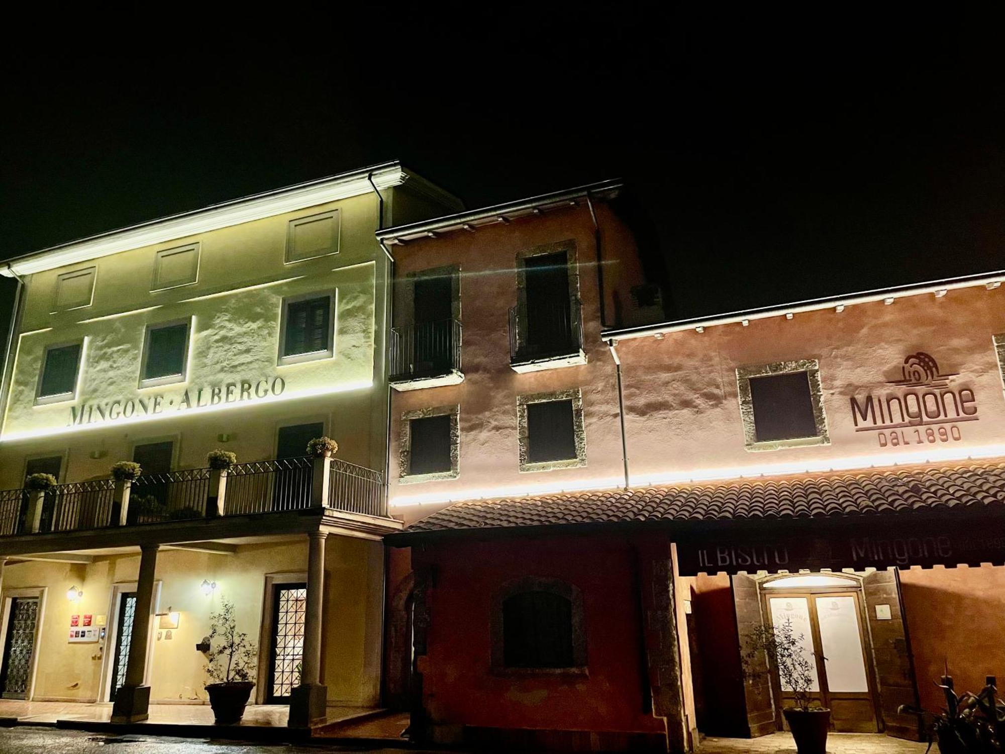 Mingone Hotel Ristorante Isola di Liri エクステリア 写真