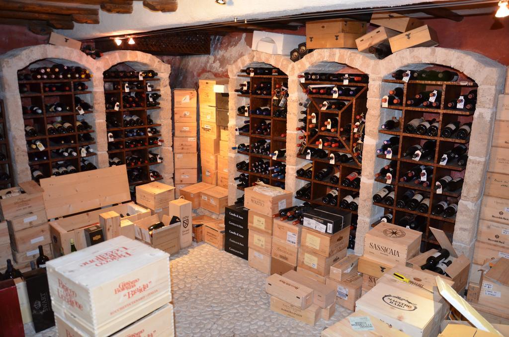 Mingone Hotel Ristorante Isola di Liri エクステリア 写真